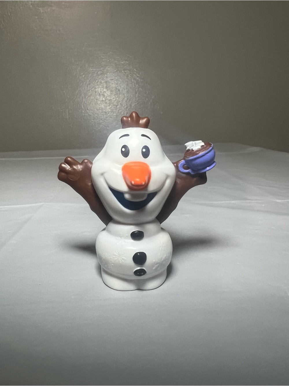 Fisher-Price Little People Disney Frozen Olaf Figure